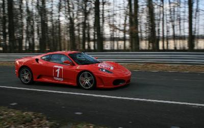 Ferrari, Porsche, Lamborghini Stage de pilotage en Ferrari ou Lamborghini à Marcoussis